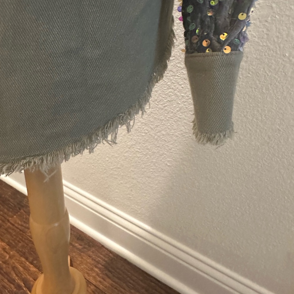 ChicMe Oversized Khaki & Sequin Button Down Shirt-Size S - Picture 5 of 12